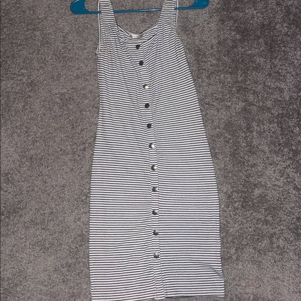 Only ever tried on black and white stripe